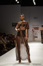 Model walk the ramp for Nalandda Show at Wills Lifestyle India Fashion Week 2012 day 3 on 8th Oct 2012 (38).JPG